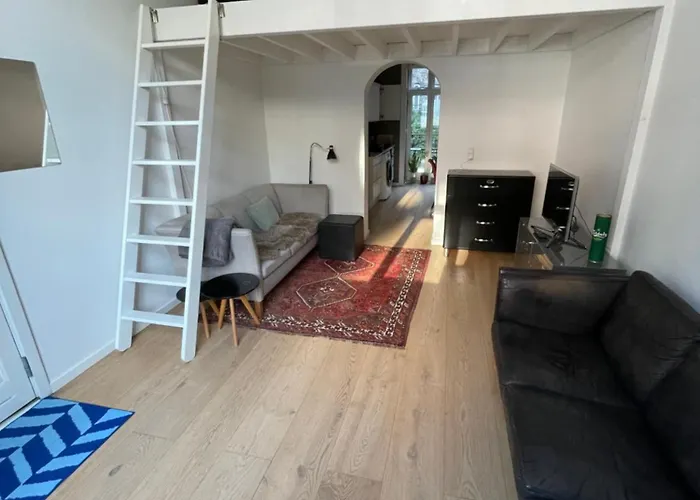 Rummelig Kobenhavnerlejlighed